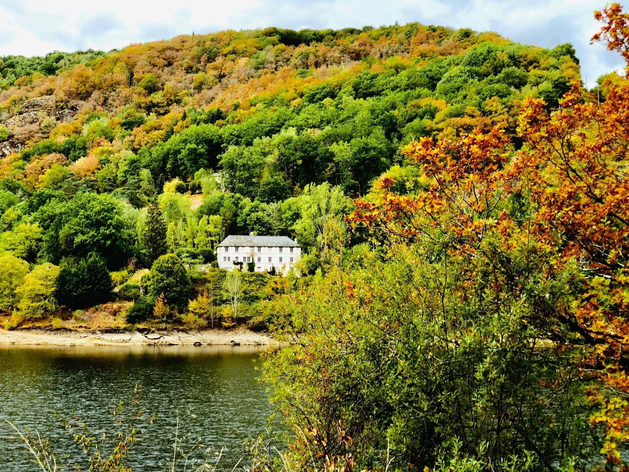 Le Chambon, Chambres D'Hotes Saint-Merd-de-Lapleau Kültér fotó